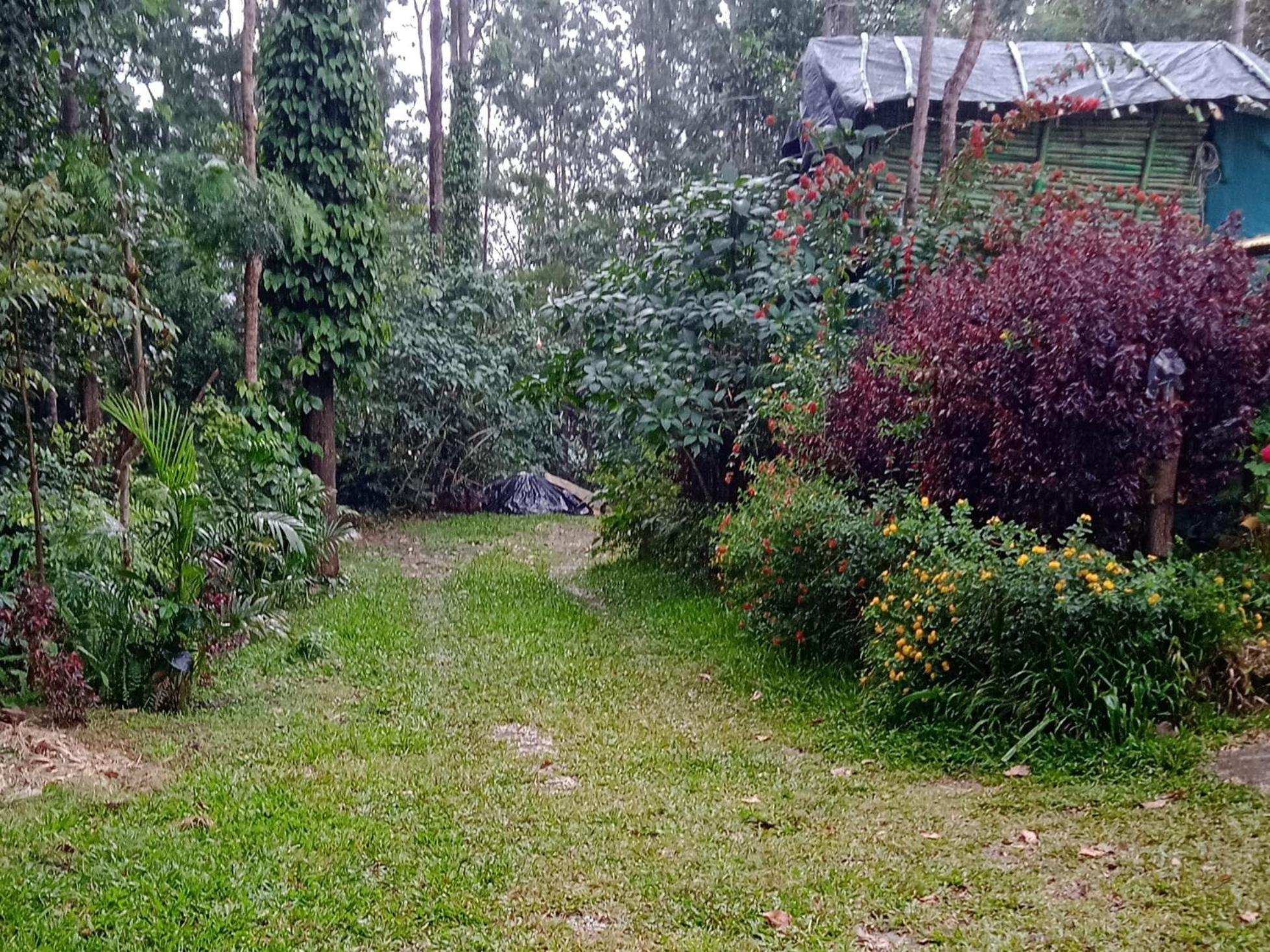 Farmer Homestay Yercaud Exteriör bild